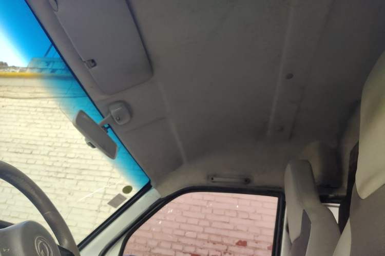Used Dongfeng Xiaokang K05S 2019 1.2L Practical Version China VI Standard DK12 Headliner