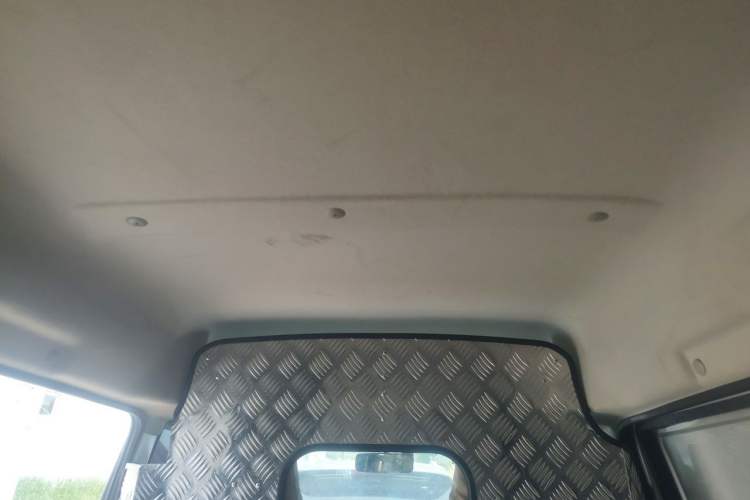 Used Dongfeng Xiaokang K05S 2019 1.2L Practical Version China VI Standard DK12 Headliner