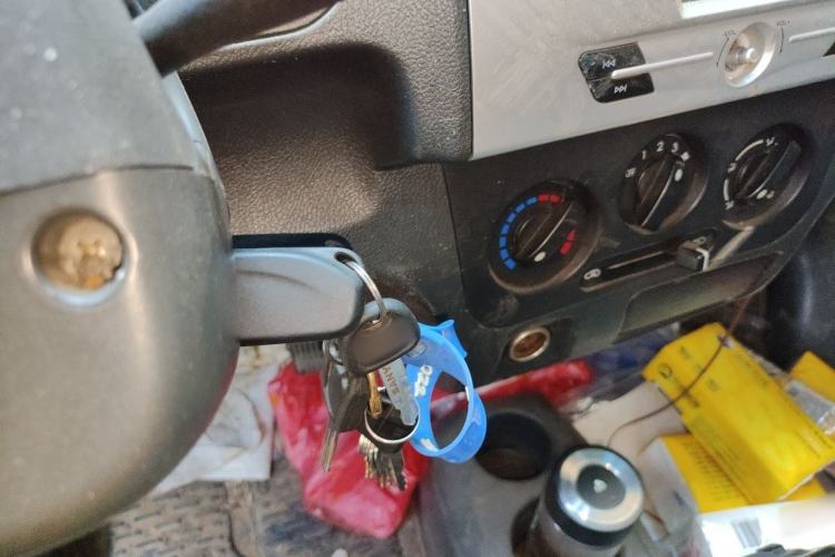 Used Dongfeng Xiaokang K05S 2019 1.2L Practical Version China VI Standard DK12 Interior 1