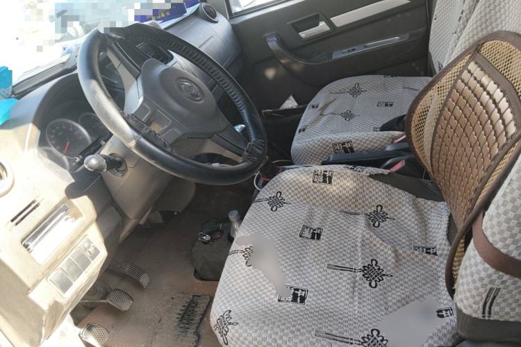 Used Dongfeng Xiaokang K05S 2019 1.2L Practical Version China VI Standard DK12 Left Front Seat