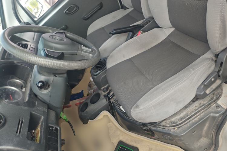 Used Dongfeng Xiaokang K05S 2019 1.2L Practical Version China VI Standard DK12 Left Front Seat