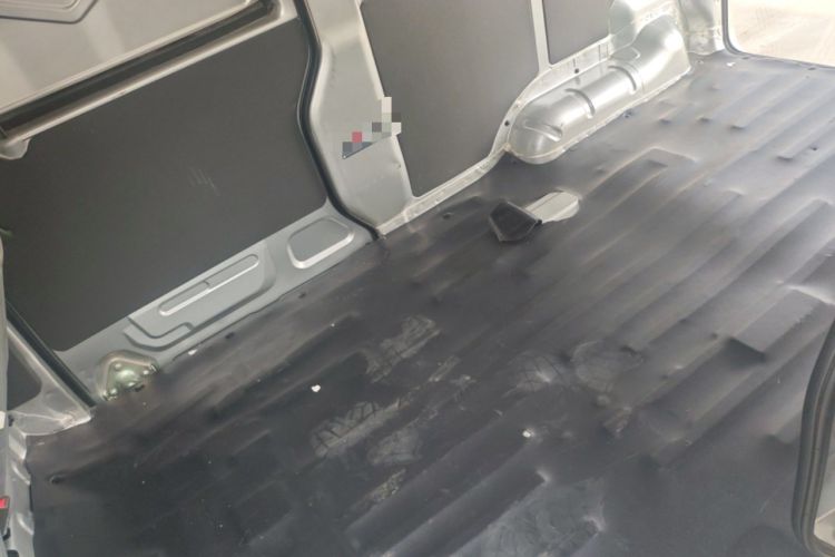 Used Dongfeng Xiaokang K05S 2019 1.2L Practical Version China VI Standard DK12 Left Rear Seat