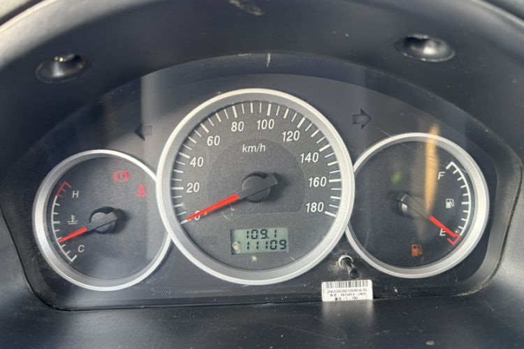 Used Dongfeng Xiaokang K05S 2019 1.2L Practical Version China VI Standard DK12 Odometer Close Up