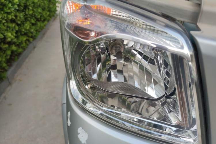 Used Dongfeng Xiaokang K05S 2019 1.2L Practical Version China VI Standard DK12 Right Front Headlight