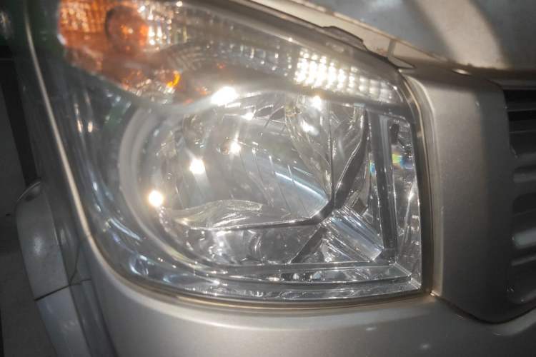 Used Dongfeng Xiaokang K05S 2019 1.2L Practical Version China VI Standard DK12 Right Front Headlight