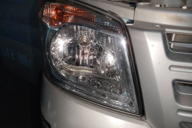 Used Dongfeng Xiaokang K05S 2019 1.2L Practical Version China VI Standard DK12 Right Front Headlight
