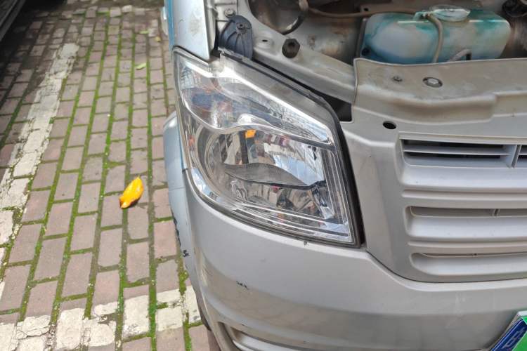 Used Dongfeng Xiaokang K05S 2019 1.2L Practical Version China VI Standard DK12 Right Front Headlight