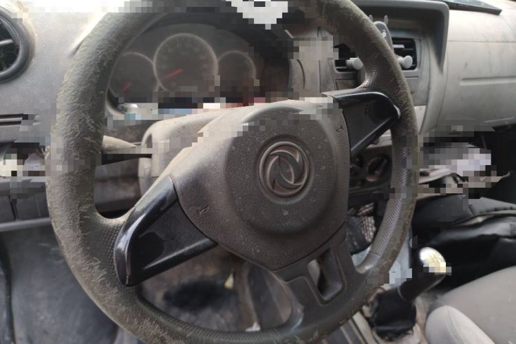 Used Dongfeng Xiaokang K05S 2019 1.2L Practical Version China VI Standard DK12 Steering Wheel