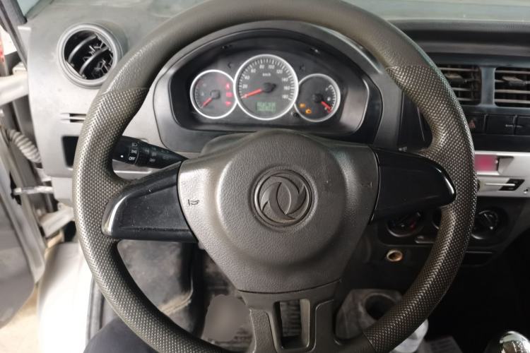 Used Dongfeng Xiaokang K05S 2019 1.2L Practical Version China VI Standard DK12 Steering Wheel