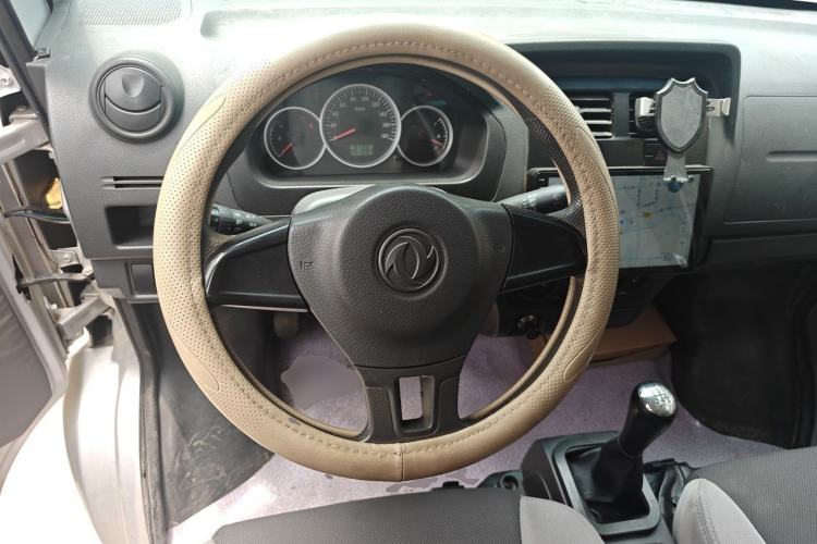 Used Dongfeng Xiaokang K05S 2019 1.2L Practical Version China VI Standard DK12 Steering Wheel