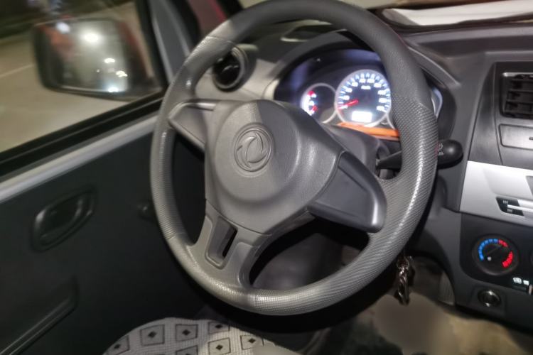 Used Dongfeng Xiaokang K05S 2019 1.2L Practical Version China VI Standard DK12 Steering Wheel