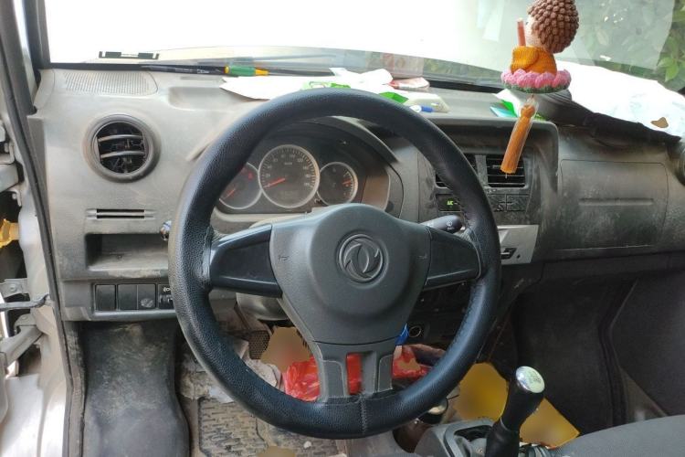 Used Dongfeng Xiaokang K05S 2019 1.2L Practical Version China VI Standard DK12 Steering Wheel