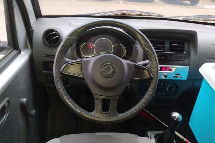 Used Dongfeng Xiaokang K05S 2019 1.2L Practical Version China VI Standard DK12 Steering Wheel
