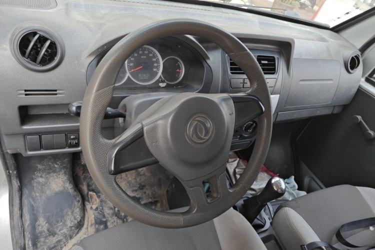Used Dongfeng Xiaokang K05S 2019 1.2L Practical Version China VI Standard DK12 Steering Wheel
