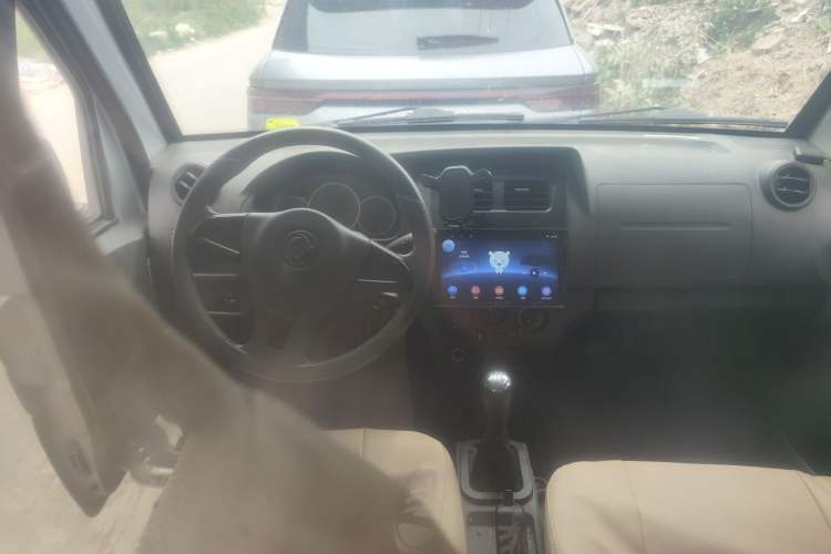 Used Dongfeng Xiaokang K05S 2019 1.2L Practical Version China VI Standard DK12 Steering Wheel