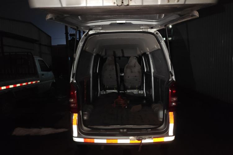 Used Dongfeng Xiaokang K05S 2019 1.2L Practical Version China VI Standard DK12 Trunk