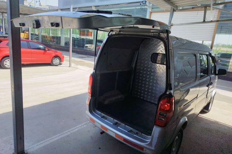 Used Dongfeng Xiaokang K05S 2019 1.2L Practical Version China VI Standard DK12 Trunk