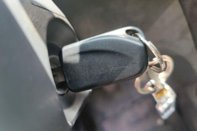 Used Dongfeng Xiaokang K05S 2019 1.2L Practical Version China VI Standard DK12 Vehicle Key