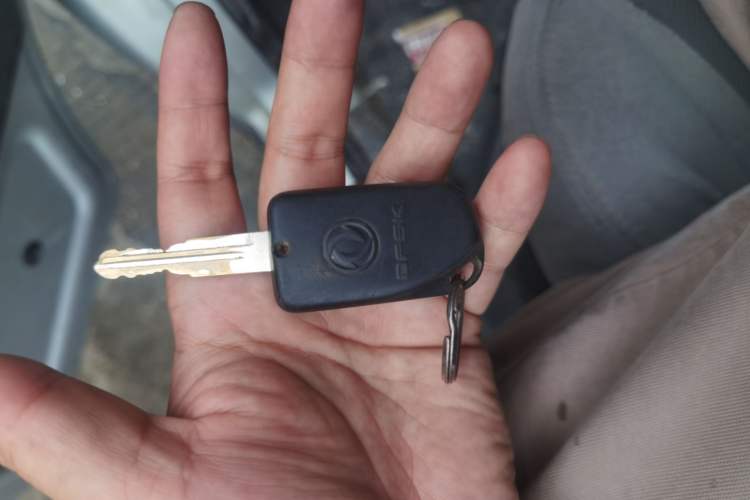 Used Dongfeng Xiaokang K05S 2019 1.2L Practical Version China VI Standard DK12 Vehicle Key