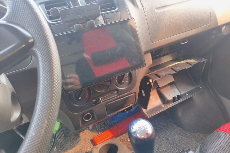 Used Dongfeng Xiaokang K05S 2022 1.3L High-Power Base Version Audio And AC Panel