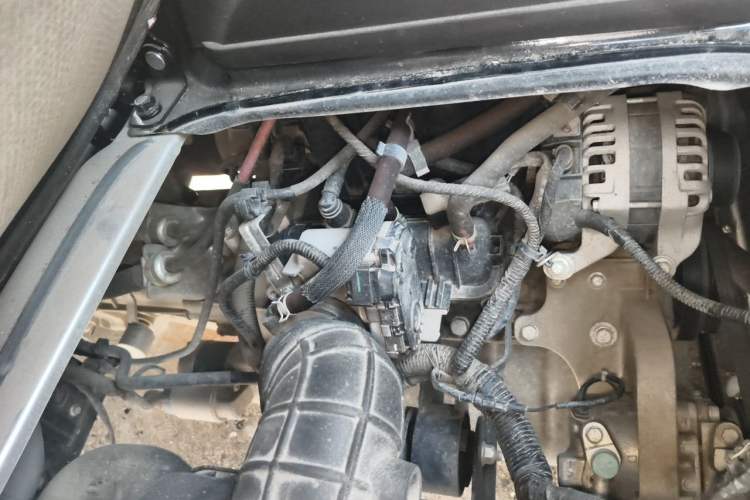 Used Dongfeng Xiaokang K05S 2022 1.3L High-Power Base Version Engine Bay Right