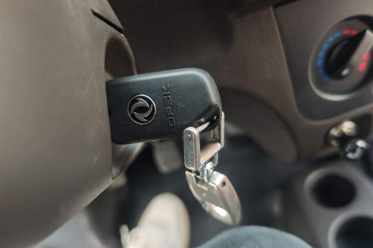 Used Dongfeng Xiaokang K05S 2022 1.3L High-Power Base Version Interior 1