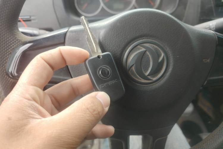 Used Dongfeng Xiaokang K05S 2022 1.3L High-Power Base Version Interior 1