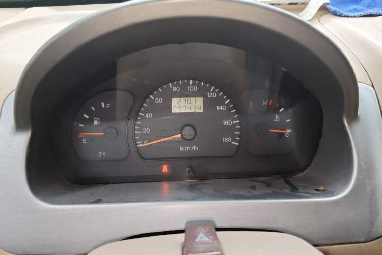 Used Dongfeng Xiaokang K07 2006 1.0L Base Version AF10-06 Instrument Cluster