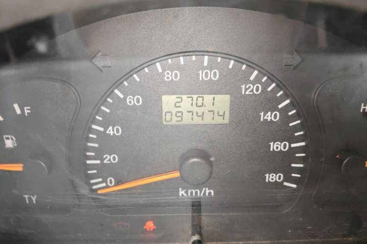 Used Dongfeng Xiaokang K07 2006 1.0L Base Version AF10-06 Odometer Close Up