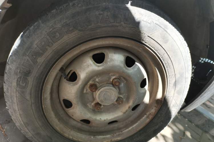 Used Dongfeng Xiaokang K07 2006 1.0L Base Version AF10-06 Right Front Wheel Hub