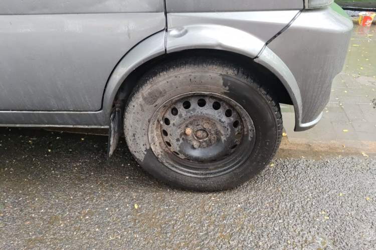 Used Dongfeng Xiaokang K07 2006 1.0L Base Version AF10-06 Right Front Wheel Hub