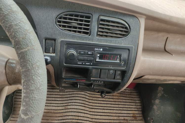 Used Dongfeng Xiaokang K07 2006 1.0L Base Version AF10-06 Audio And AC Panel