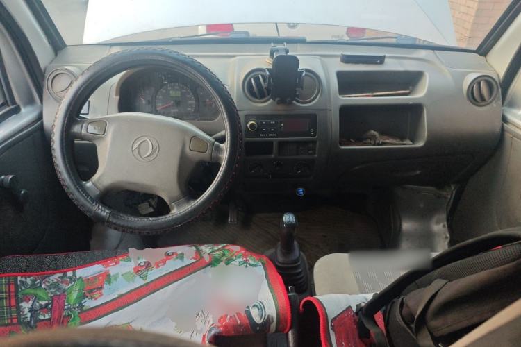 Used Dongfeng Xiaokang K07 2006 1.0L Base Version AF10-06 Center Console