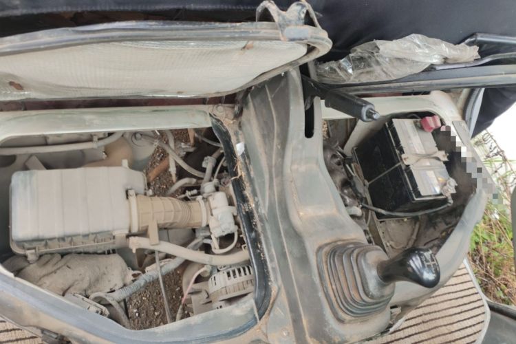 Used Dongfeng Xiaokang K07 2006 1.0L Base Version AF10-06 Engine Bay