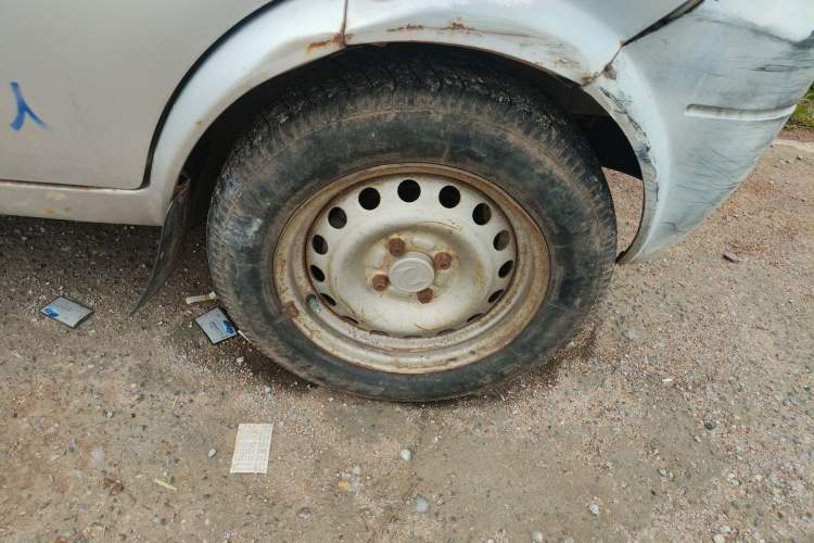 Used Dongfeng Xiaokang K07 2006 1.0L Base Version AF10-06 Right Front Wheel Hub