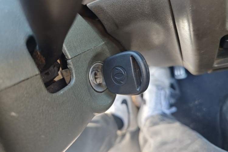Used Dongfeng Xiaokang K07 2006 1.0L Standard Version AF10-06 Vehicle Key