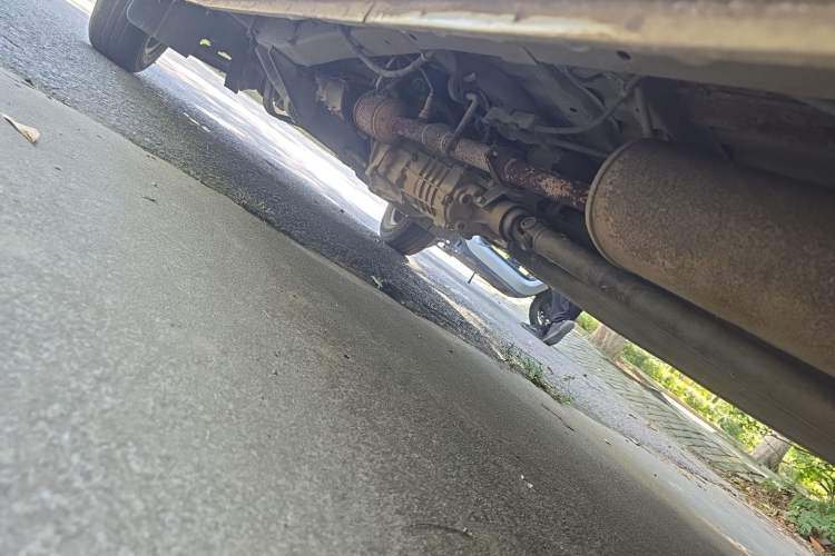 Used Dongfeng Xiaokang K07 2013 1.2L Standard Edition DK12-01 Chassis Rear Left