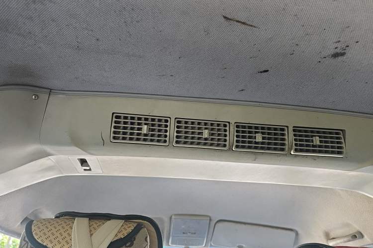 Used Dongfeng Xiaokang K07 2013 1.2L Standard Edition DK12-01 Headliner