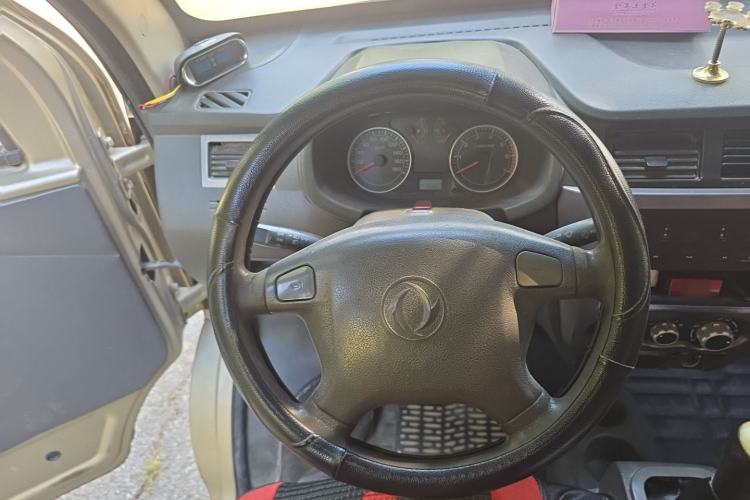 Used Dongfeng Xiaokang K07 2013 1.2L Standard Edition DK12-01 Steering Wheel