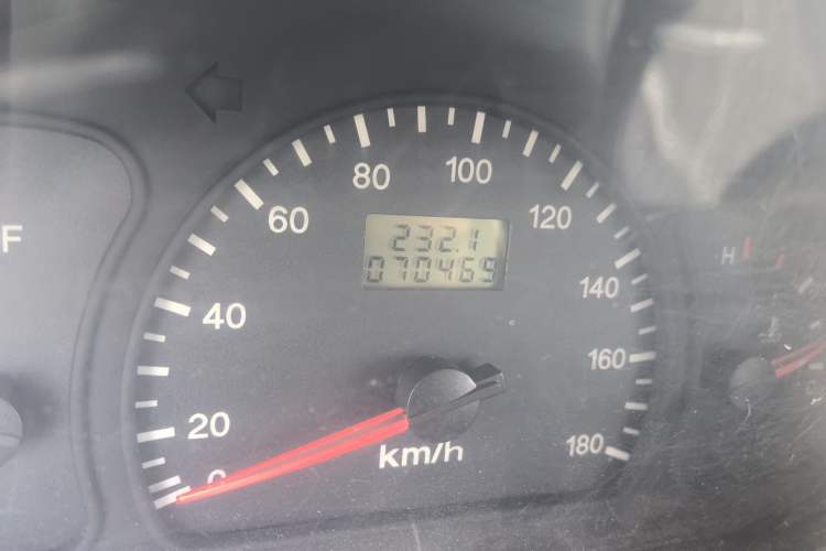 Used Dongfeng Xiaokang K07 2015 1.0L Practical E-commerce Version AF10-12 Odometer Close Up