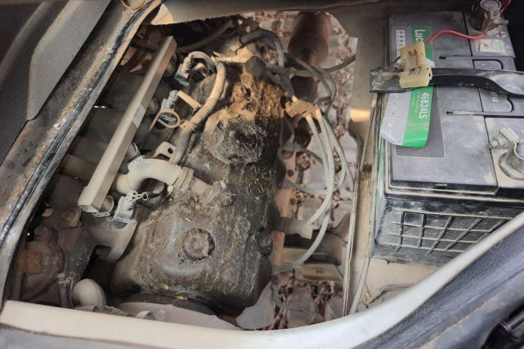 Used Dongfeng Xiaokang K07II 2007 1.0L Base Version BG10-01 Engine Bay Left