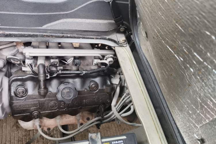 Used Dongfeng Xiaokang K07II 2007 1.0L Base Version BG10-01 Engine Bay Left