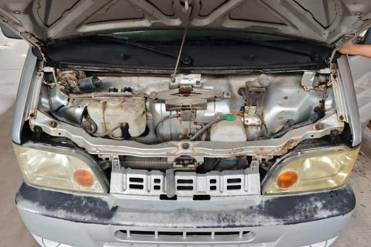 Used Dongfeng Xiaokang K07II 2007 1.0L Base Version BG10-01 Engine Bay