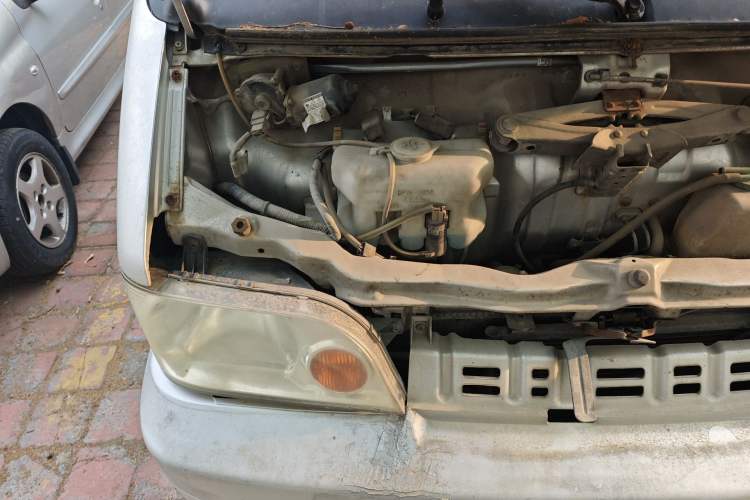 Used Dongfeng Xiaokang K07II 2007 1.0L Base Version BG10-01 Engine Bay Right