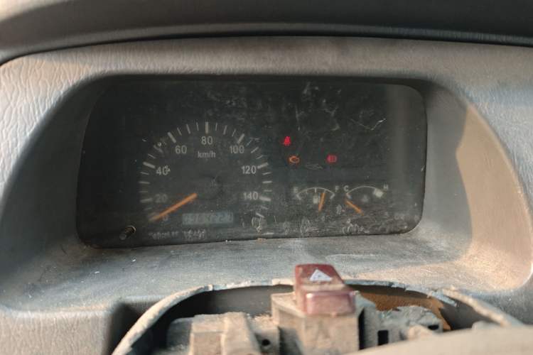 Used Dongfeng Xiaokang K07II 2007 1.0L Base Version BG10-01 Instrument Cluster