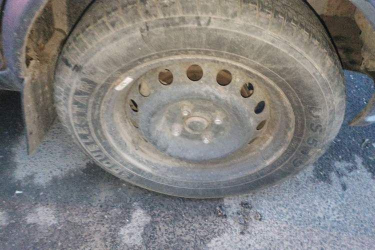 Used Dongfeng Xiaokang K07II 2007 1.0L Base Version BG10-01 Right Front Wheel Hub