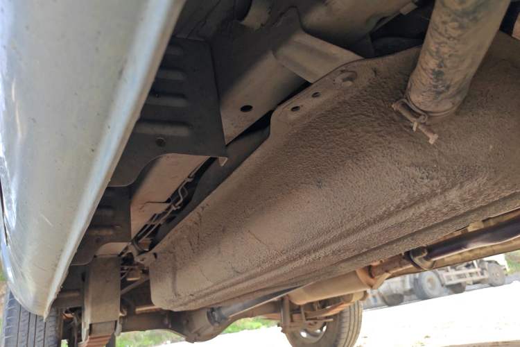 Used Dongfeng Xiaokang K07II 2013 1.0L Base Version Chassis Rear Right