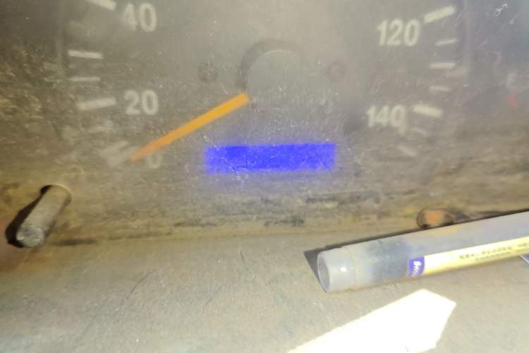 Used Dongfeng Xiaokang K07II 2013 1.0L Base Version Odometer Close Up