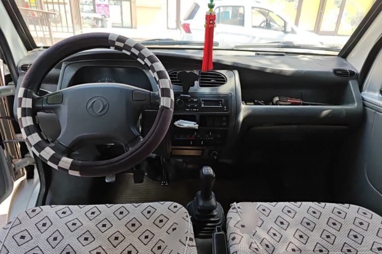 Used Dongfeng Xiaokang K07II 2013 1.0L Base Version Center Console