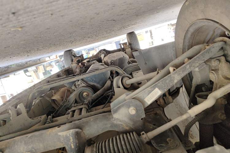 Used Dongfeng Xiaokang K07II 2013 1.0L Base Version Chassis Front